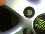 Tire Wheel Automotive tire Motor vehicle Light